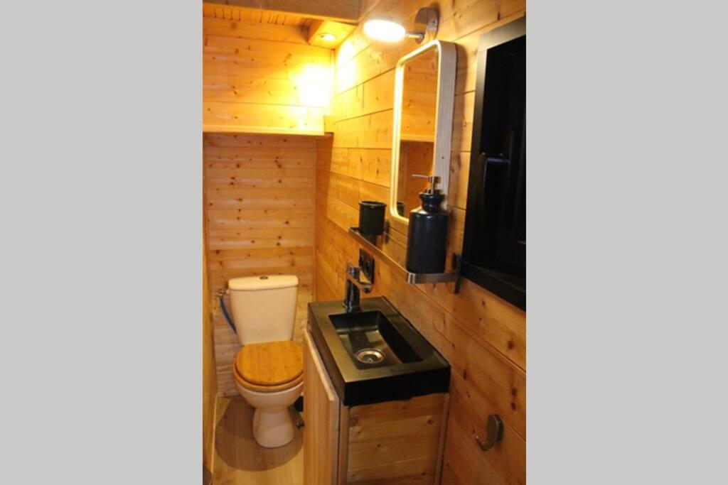 Myinsolite - Tiny-House, Jacuzzi, Brasero, Piscine Aigues-Mortes Exterior photo