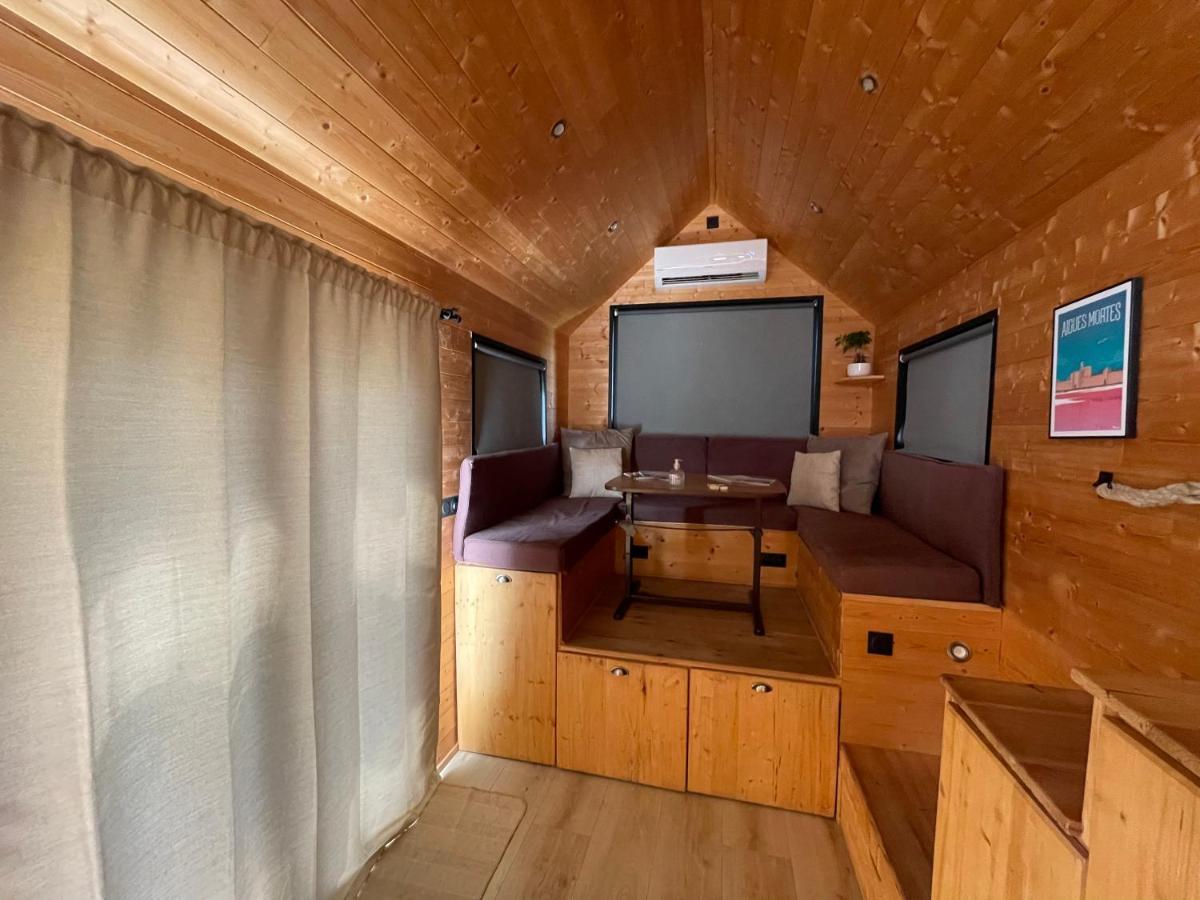 Myinsolite - Tiny-House, Jacuzzi, Brasero, Piscine Aigues-Mortes Exterior photo